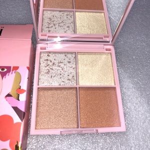 Kndr beauty highlighting palette